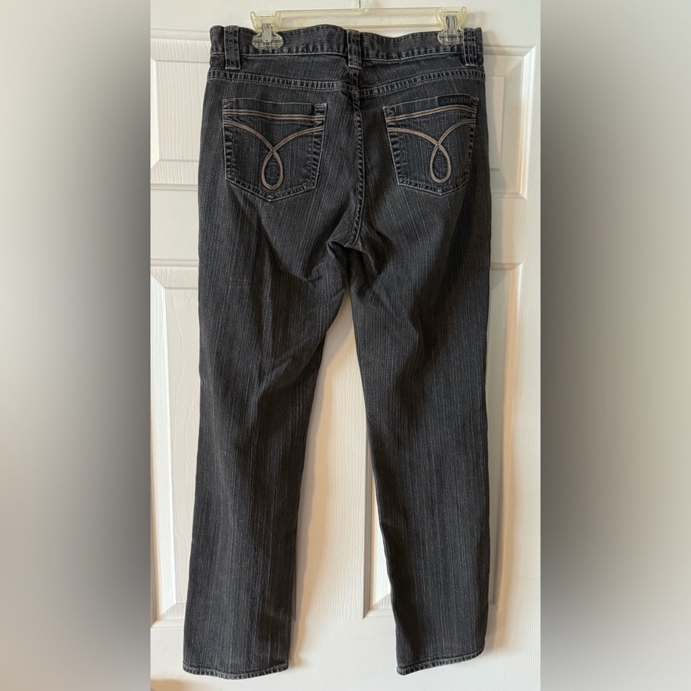 Calvin Klein ladies skinny jeans - Picture 3 of 11